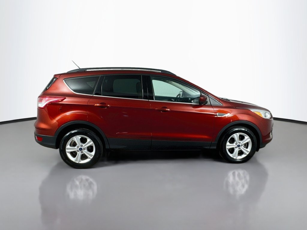 Used 2016 Ford Escape SE w/ SE Leather Comfort Package AWD/4WD image 9