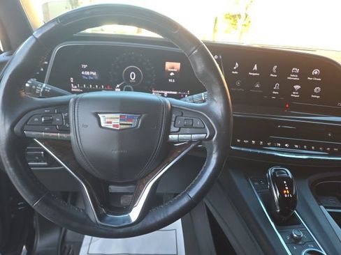 Used 2022 Cadillac Escalade ESV Sport Platinum w/ Heavy-Duty Trailer Package AWD/4WD image 15
