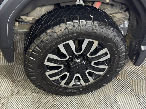 Used 2020 GMC Sierra 3500 Denali w/ Denali Ultimate Package image 6