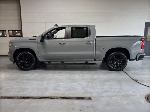 Used 2024 Chevrolet Silverado 1500 RST w/ Convenience Package II AWD/4WD image 2