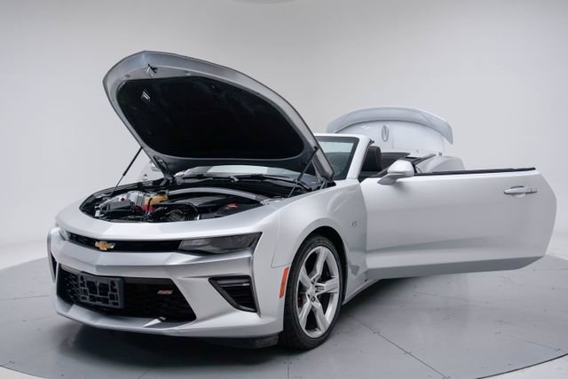 Used 2017 Chevrolet Camaro SS RWD image 17
