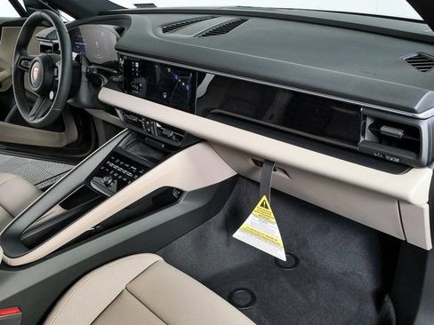 New 2026 Porsche Macan Electric image 24