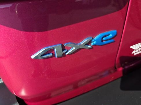 Used 2022 Jeep Wrangler Unlimited Sahara w/ Safety Group image 63