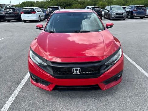 Used 2018 Honda Civic Touring image 8