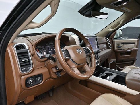 Used 2019 RAM 2500 Laramie AWD/4WD image 12