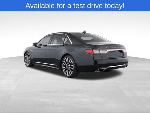 Used 2018 Lincoln Continental Reserve AWD/4WD image 3