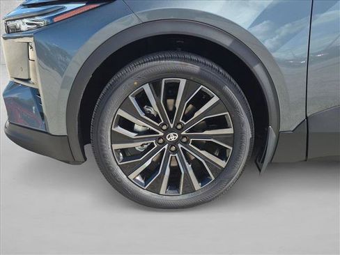 New 2026 Toyota C-HR AWD/4WD image 9