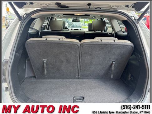 Used 2015 Hyundai Santa Fe GLS w/ Option Group 03 AWD/4WD image 33