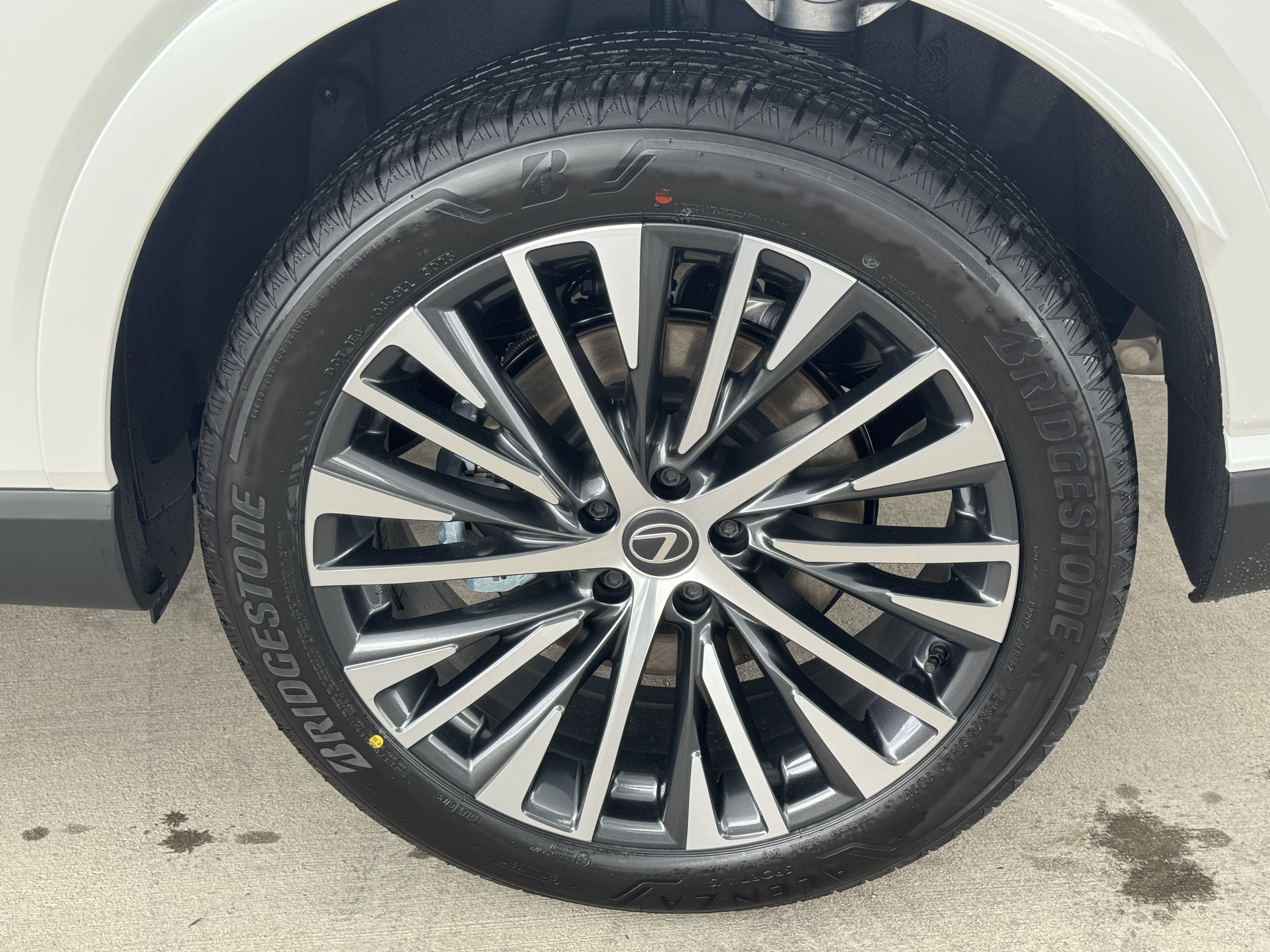 New 2026 Lexus RX 350 FWD image 18
