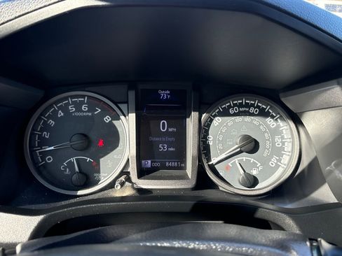 Used 2019 Toyota Tacoma TRD Off-Road image 13