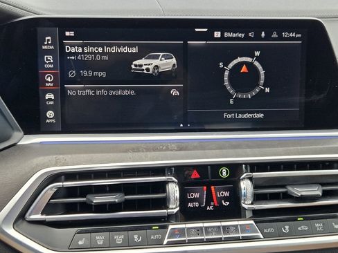 Used 2022 BMW X5 xDrive40i w/ M Sport Package AWD/4WD image 19