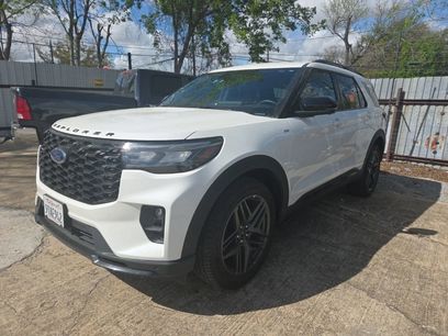 Used 2025 Ford Explorer ST-Line w/ ST-Line Street Pack