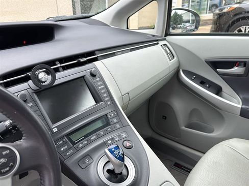 Used 2010 Toyota Prius Five FWD image 15