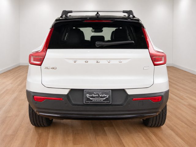Used 2023 Volvo XC40 Recharge Ultimate w/ Protection Package Premier AWD/4WD image 4