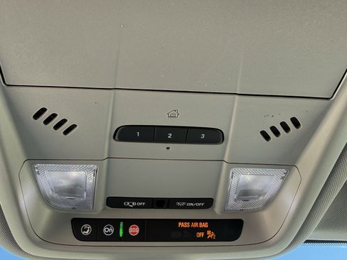 Used 2024 GMC Terrain AT4 image 14