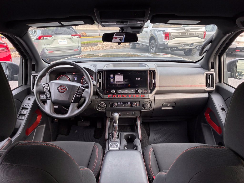 Used 2026 Nissan Frontier PRO-4X AWD/4WD image 14