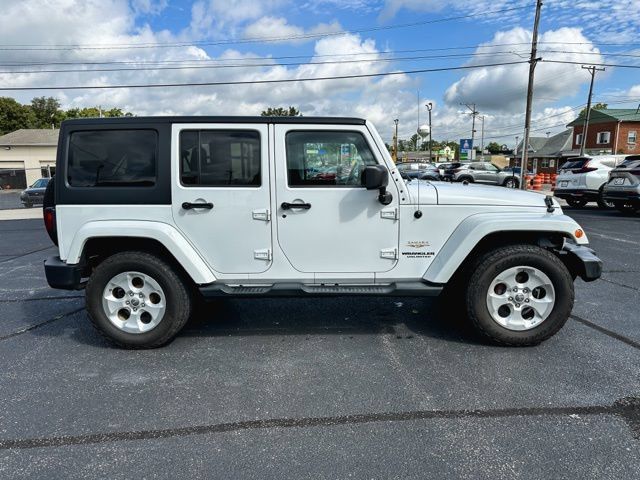 Used 2013 Jeep Wrangler Unlimited Sahara w/ Trailer Tow Group AWD/4WD image 9