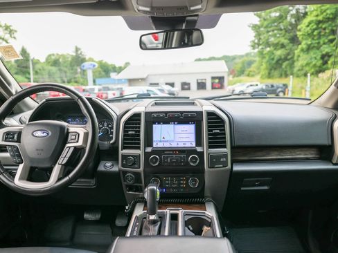 Certified 2019 Ford F150 Lariat w/ Trailer Tow Package AWD/4WD image 26
