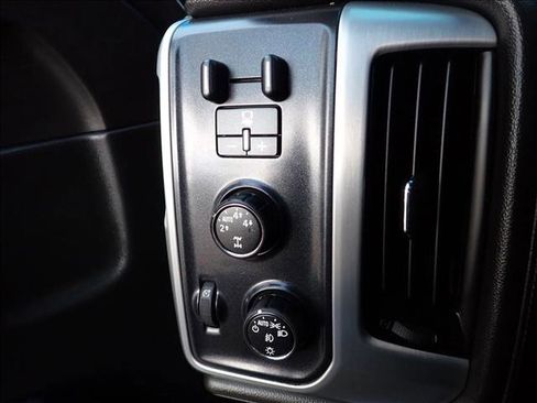 Used 2016 GMC Sierra 1500 SLT w/ Suspension Package, Off-Road image 16