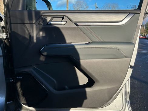 New 2026 GMC Acadia AT4 w/ Luxury Package image 25