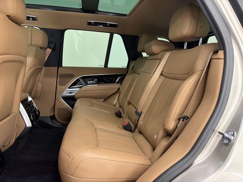 Used 2023 Land Rover Range Rover SE AWD/4WD image 22