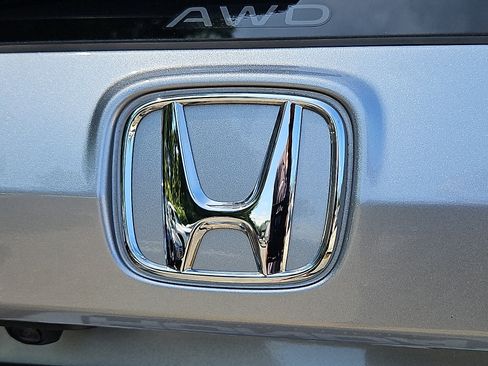 Used 2025 Honda CR-V EX image 32