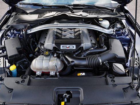 Used 2015 Ford Mustang GT Premium w/ GT Performance Package image 38