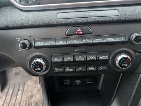 Used 2020 Kia Sportage LX w/ LX Popular Package image 14