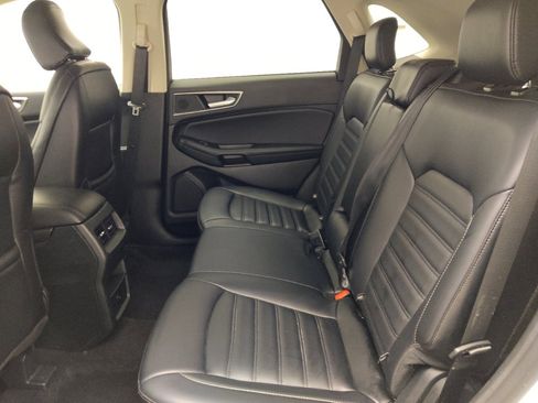 Used 2024 Ford Edge SEL image 18