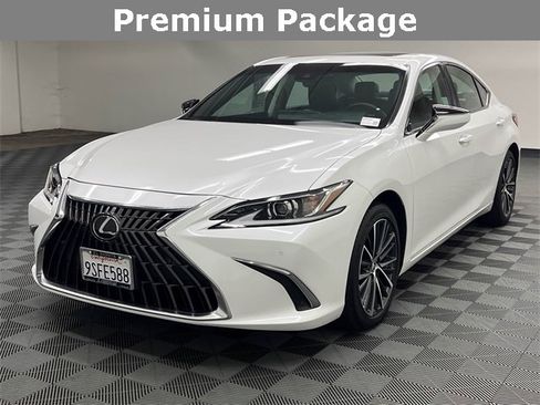 Used 2025 Lexus ES 350 w/ Premium Package image 2