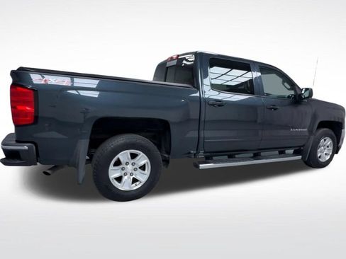 Used 2018 Chevrolet Silverado 1500 LT w/ All Star Edition AWD/4WD image 8