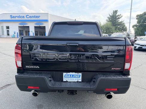 Used 2024 Honda Ridgeline Sport image 4