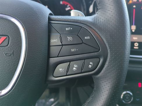 Used 2022 Dodge Durango GT image 25