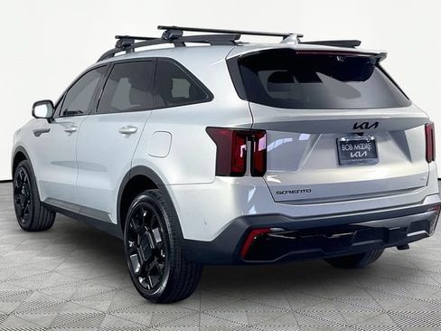 Certified 2026 Kia Sorento SX Prestige AWD/4WD image 4