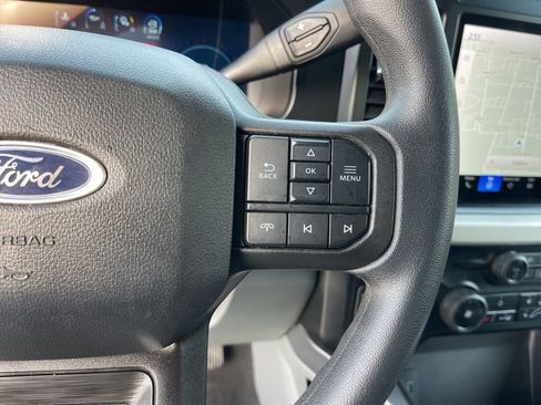 Certified 2025 Ford F250 XLT w/ Black Appearance Package image 18