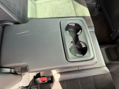 Used 2025 BMW X2 M35i w/ Premium Package image 31