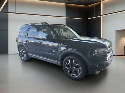 Used 2022 Ford Bronco Sport Outer Banks w/ Tech Package AWD/4WD image 10