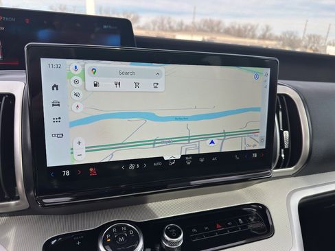 Used 2025 Ford Expedition Max Active image 20