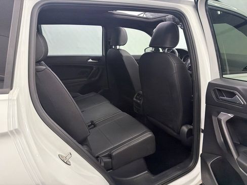 Used 2021 Volkswagen Tiguan SE R-Line FWD image 16