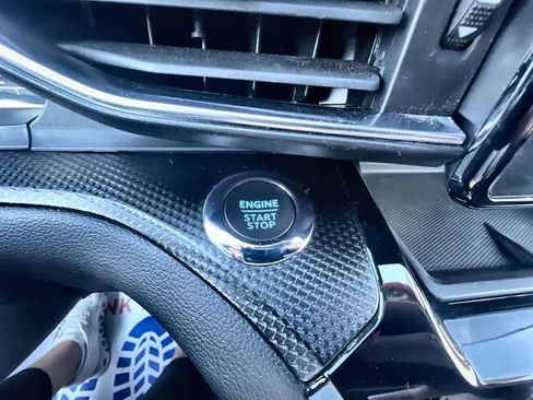 Used 2023 Ford Explorer ST-Line w/ Class IV Trailer Tow Package image 17