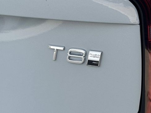 New 2026 Volvo XC90 T8 Ultra w/ Protection Package Premier AWD/4WD image 23