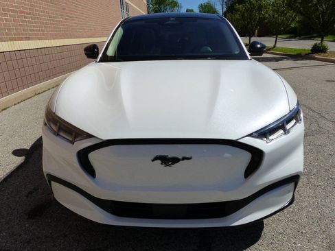 Used 2021 Ford Mustang Mach-E Premium AWD/4WD image 11