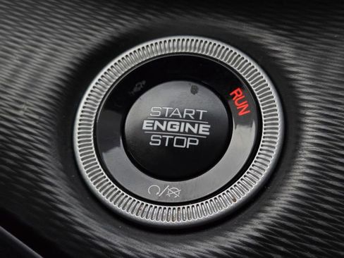 Used 2024 Jeep Grand Cherokee L Altitude image 26