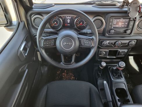 Used 2020 Jeep Gladiator Sport w/ Trailer Tow Package AWD/4WD image 24