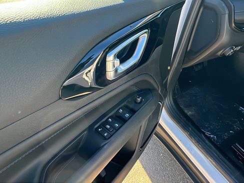 New 2026 Jeep Compass Latitude AWD/4WD image 15