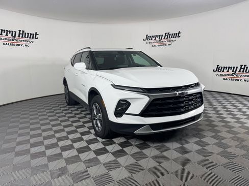 Used 2023 Chevrolet Blazer LT w/ Convenience Package image 7