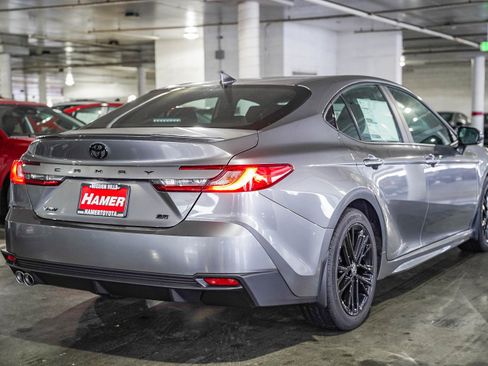 New 2026 Toyota Camry SE image 11
