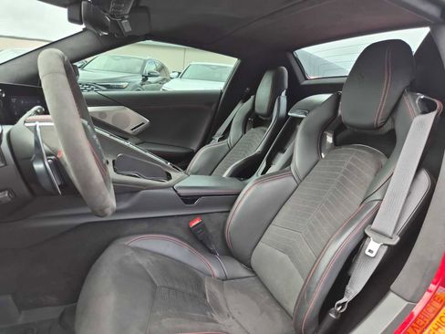 Used 2022 Chevrolet Corvette 3LT w/ Z51 Performance Package image 13