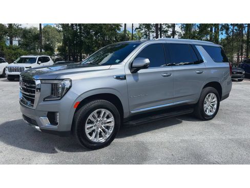 Certified 2023 GMC Yukon SLT w/ SLT Premium Package AWD/4WD image 5