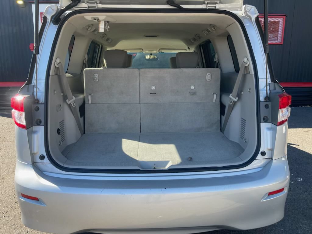 Used 2014 Nissan Quest SV w/ Value Cargo Package FWD image 10